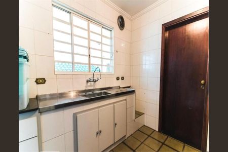 Casa à venda com 410m², 3 quartos e 6 vagas