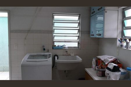 Casa à venda com 260m², 3 quartos e 4 vagas