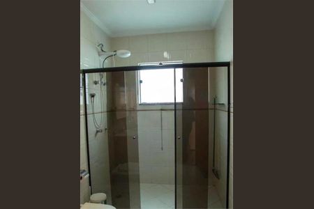 Casa à venda com 257m², 4 quartos e 2 vagas