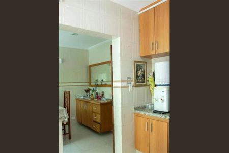 Casa à venda com 257m², 4 quartos e 2 vagas