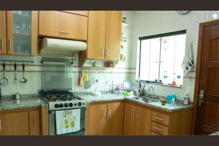 Casa à venda com 257m², 4 quartos e 2 vagas