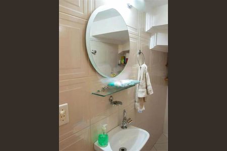 Casa à venda com 257m², 4 quartos e 2 vagas