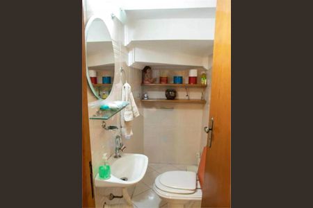 Casa à venda com 257m², 4 quartos e 2 vagas