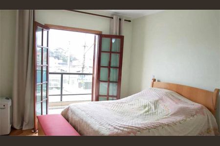 Casa à venda com 257m², 4 quartos e 2 vagas