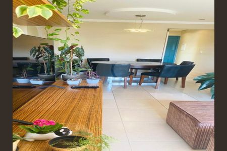 Apartamento à venda com 64m², 2 quartos e 2 vagas