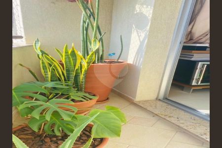 Apartamento à venda com 64m², 2 quartos e 2 vagas