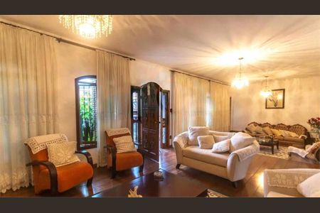 Casa à venda com 530m², 4 quartos e 8 vagas