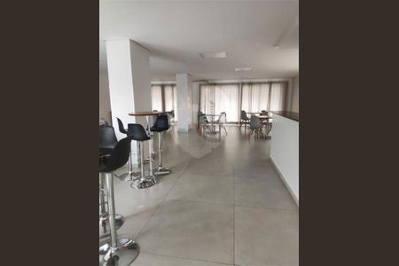 Apartamento à venda com 64m², 2 quartos e 1 vaga