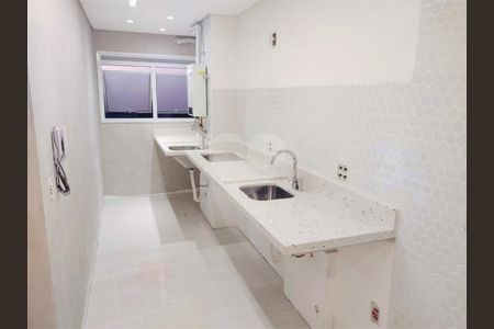 Apartamento à venda com 64m², 2 quartos e 1 vaga