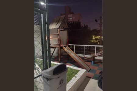 Apartamento à venda com 64m², 2 quartos e 1 vaga
