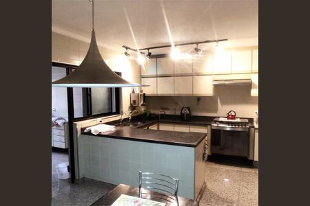 Apartamento à venda com 169m², 3 quartos e 3 vagas