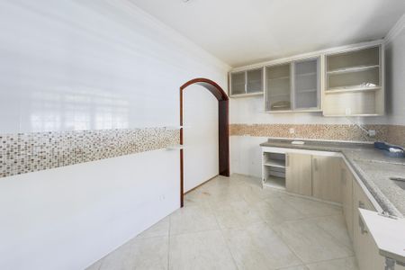 Casa para alugar com 500m², 3 quartos e 5 vagas Casa para alugar com 500m², 3 quartos e 5 vagasEdícula