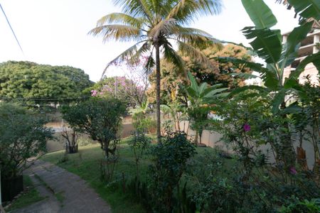 Casa à venda com 340m², 4 quartos e 3 vagas Casa à venda com 340m², 4 quartos e 3 vagasÁrea Externa