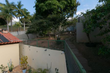 Casa à venda com 340m², 4 quartos e 3 vagas Casa à venda com 340m², 4 quartos e 3 vagasÁrea Externa