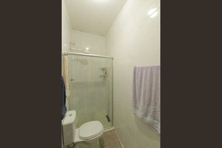 Casa à venda com 340m², 4 quartos e 3 vagas Casa à venda com 340m², 4 quartos e 3 vagasBanheiro de Serviço