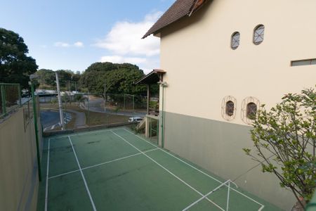 Casa à venda com 340m², 4 quartos e 3 vagas Casa à venda com 340m², 4 quartos e 3 vagasÁrea Externa