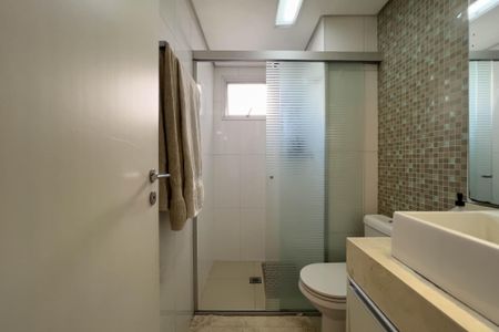 Apartamento à venda com 111m², 2 quartos e 2 vagas Apartamento à venda com 111m², 2 quartos e 2 vagasBanheiro do quarto 1