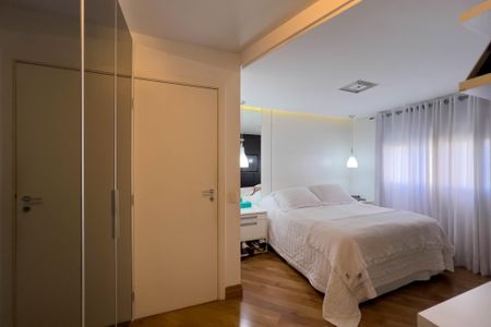 Apartamento à venda com 111m², 2 quartos e 2 vagas Apartamento à venda com 111m², 2 quartos e 2 vagasQuarto 1