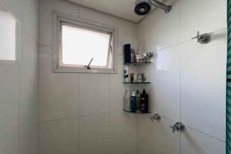 Apartamento à venda com 111m², 2 quartos e 2 vagas Apartamento à venda com 111m², 2 quartos e 2 vagasBanheiro do quarto 1