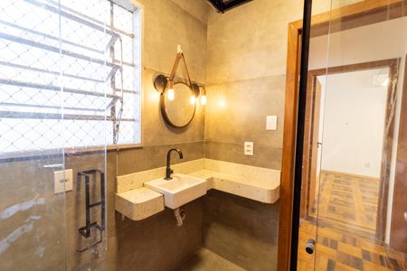 Apartamento à venda com 67m², 2 quartos e sem vagaBanheiro