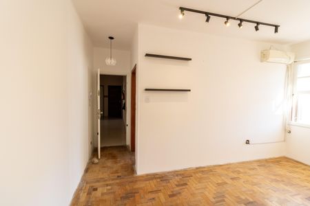 Sala de apartamento para alugar com 2 quartos, 69m² em Cidade Baixa, Porto Alegre