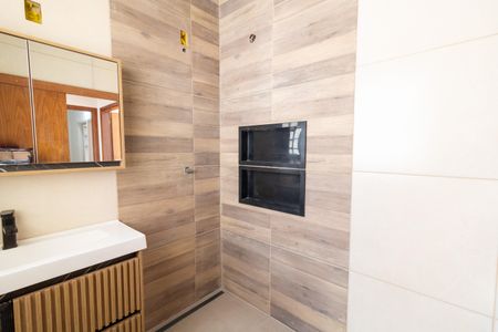 Apartamento para alugar com 69m², 2 quartos e sem vagaBanheiro