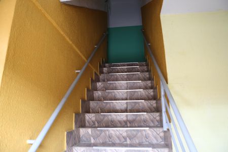 Apartamento para alugar com 40m², 2 quartos e sem vagaEscada