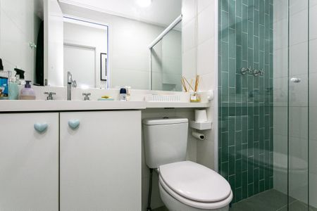 Apartamento à venda com 67m², 2 quartos e 1 vagaBanheiro Social