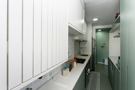 Apartamento à venda com 67m², 2 quartos e 1 vagaÁrea de Serviço