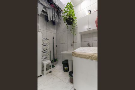 Casa de condomínio à venda com 82m², 2 quartos e 1 vaga Casa de condomínio à venda com 82m², 2 quartos e 1 vagaÁrea de Serviço