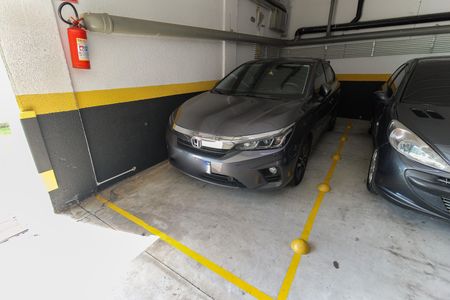 Casa de condomínio à venda com 82m², 2 quartos e 1 vaga Casa de condomínio à venda com 82m², 2 quartos e 1 vagaEstacionamento