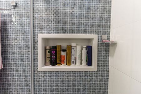 Casa de condomínio à venda com 82m², 2 quartos e 1 vaga Casa de condomínio à venda com 82m², 2 quartos e 1 vagaBanheiro