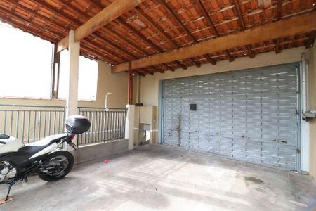 Casa para alugar com 70m², 2 quartos e 2 vagas Casa para alugar com 70m², 2 quartos e 2 vagasGaragem