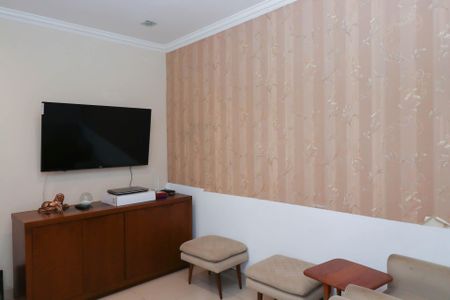 Casa para alugar com 70m², 2 quartos e 2 vagas Casa para alugar com 70m², 2 quartos e 2 vagasSala