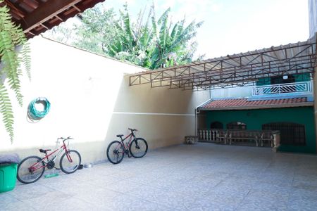 Casa para alugar com 70m², 2 quartos e 2 vagas Casa para alugar com 70m², 2 quartos e 2 vagasÁrea externa