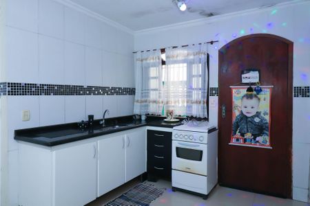 Casa para alugar com 70m², 2 quartos e 2 vagas Casa para alugar com 70m², 2 quartos e 2 vagasCozinha