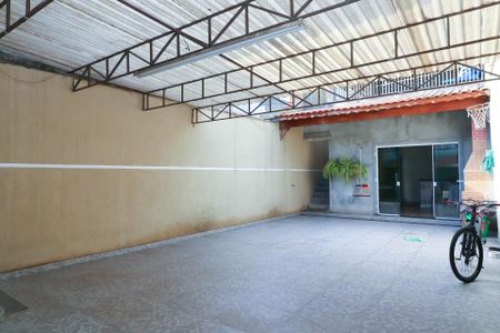 Casa para alugar com 70m², 2 quartos e 2 vagas Casa para alugar com 70m², 2 quartos e 2 vagasÁrea externa