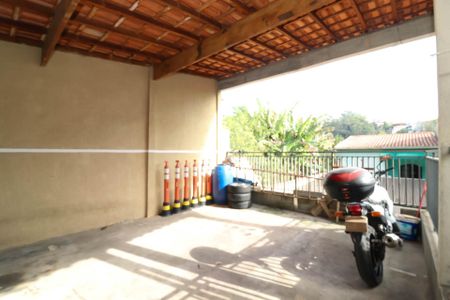 Casa para alugar com 70m², 2 quartos e 2 vagas Casa para alugar com 70m², 2 quartos e 2 vagasGaragem