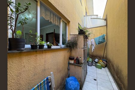 Casa à venda com 75m², 3 quartos e 2 vagas Casa à venda com 75m², 3 quartos e 2 vagasÁrea comum