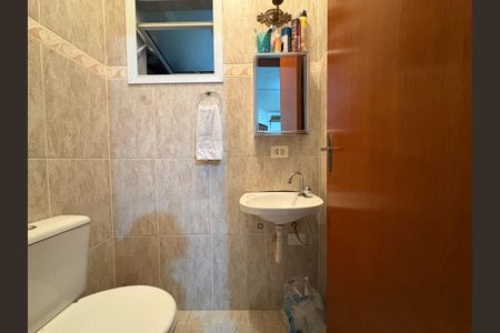 Casa à venda com 75m², 3 quartos e 2 vagas Casa à venda com 75m², 3 quartos e 2 vagasLavabo