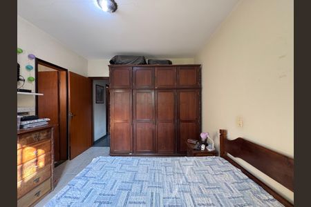 Casa à venda com 75m², 3 quartos e 2 vagas Casa à venda com 75m², 3 quartos e 2 vagasSuite