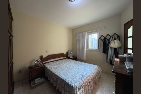 Casa à venda com 75m², 3 quartos e 2 vagas Casa à venda com 75m², 3 quartos e 2 vagasSuite