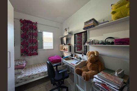 Casa à venda com 75m², 3 quartos e 2 vagas Casa à venda com 75m², 3 quartos e 2 vagasQuarto 1