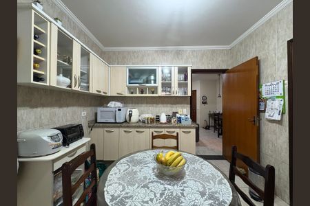 Casa à venda com 75m², 3 quartos e 2 vagas Casa à venda com 75m², 3 quartos e 2 vagasCozinha