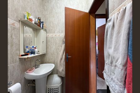 Casa à venda com 75m², 3 quartos e 2 vagas Casa à venda com 75m², 3 quartos e 2 vagasBanheiro Social