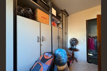 Casa à venda com 75m², 3 quartos e 2 vagas Casa à venda com 75m², 3 quartos e 2 vagasQuarto 2