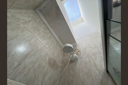 Casa à venda com 75m², 3 quartos e 2 vagas Casa à venda com 75m², 3 quartos e 2 vagasBanheiro Social