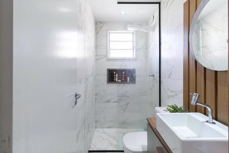 Casa de condomínio à venda com 125m², 4 quartos e 2 vagasBanheiro social