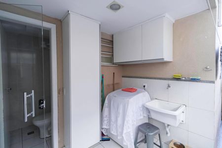 Casa de condomínio à venda com 125m², 4 quartos e 2 vagasÁrea de serviço