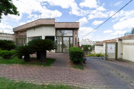 Casa de condomínio à venda com 125m², 4 quartos e 2 vagasFachada do condomínio